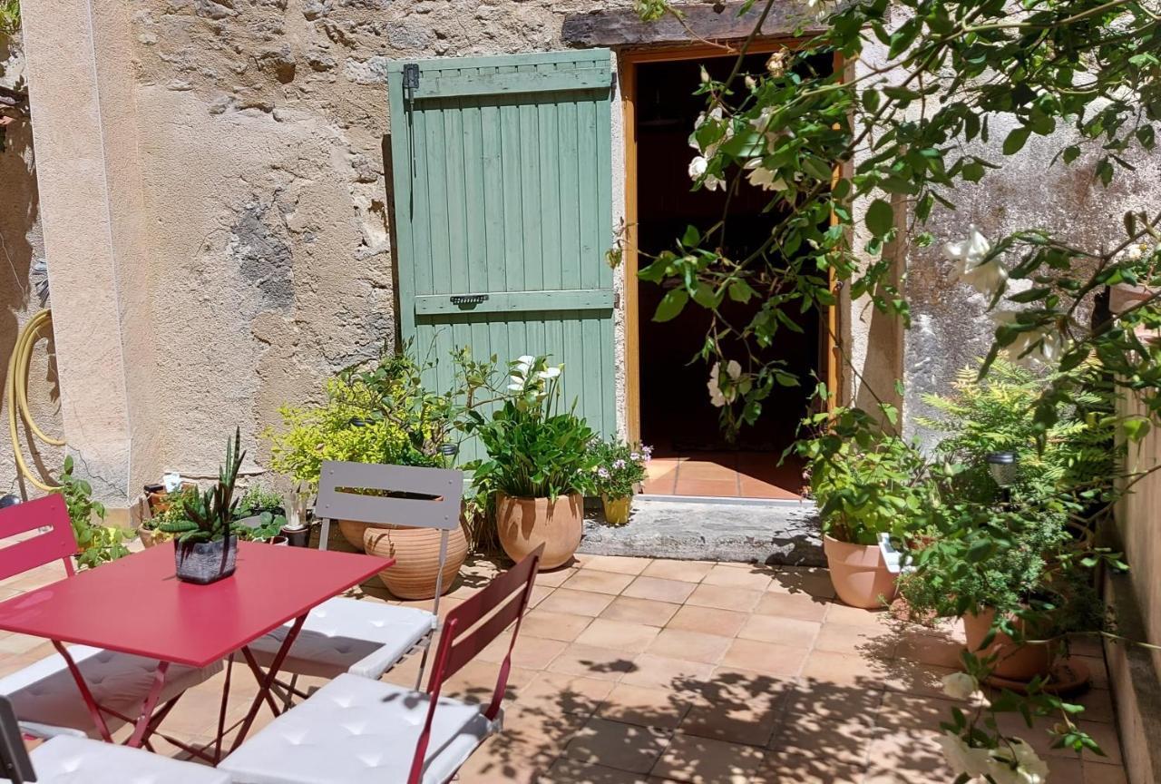 Holiday home 17th Century Town House In Centre *