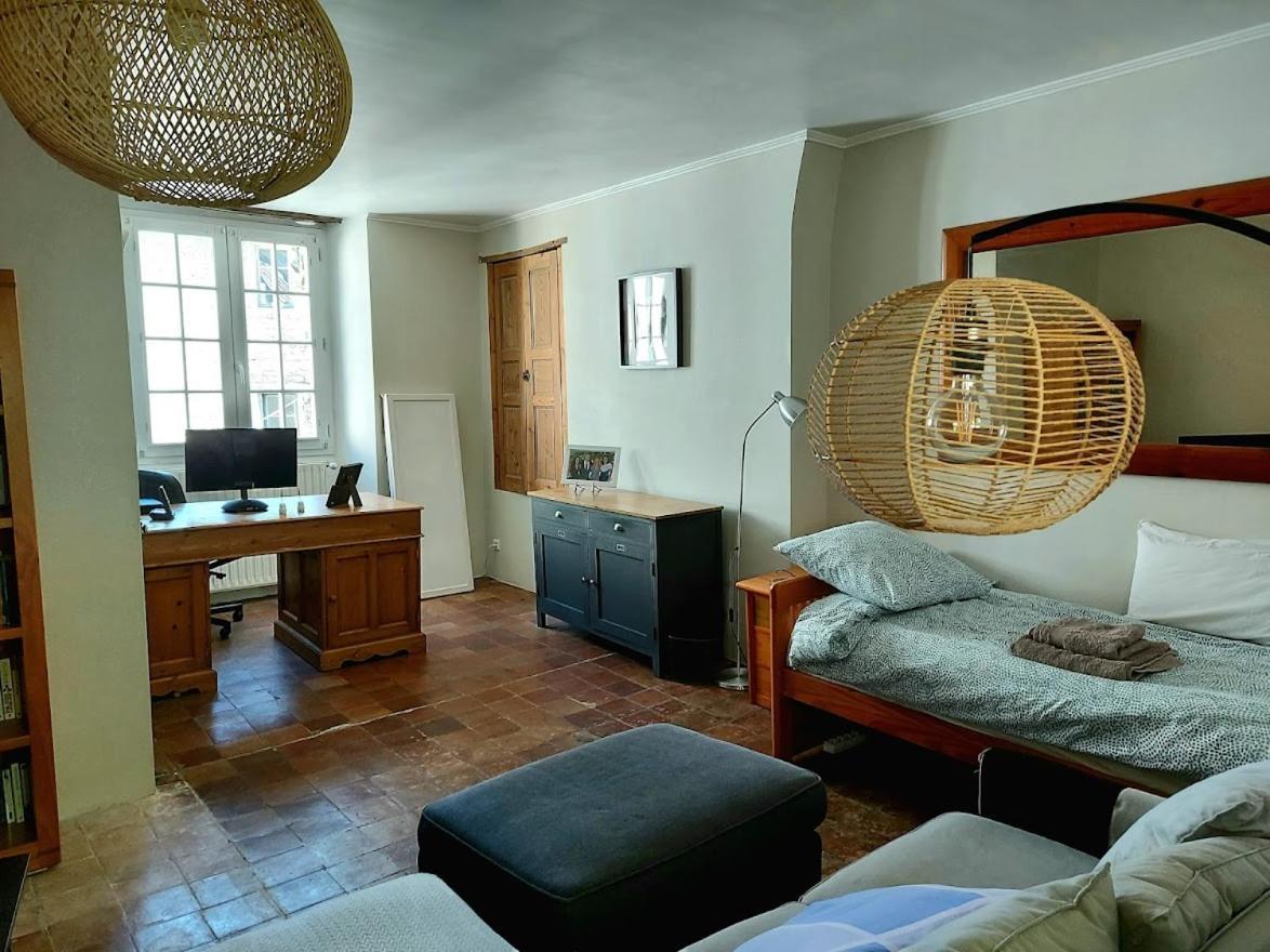 Holiday home 17th Century Town House In Centre