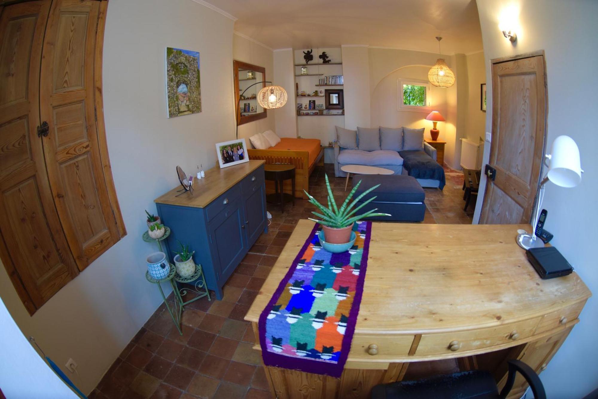 17th Century Town House In Centre Holiday home *