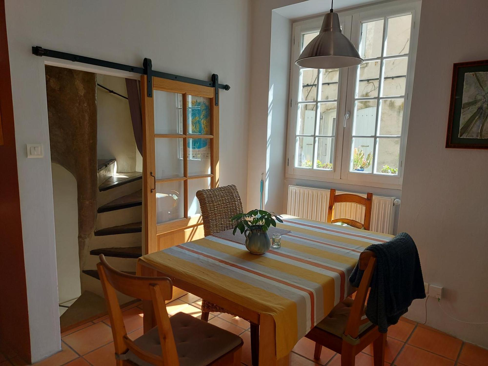 17th Century Town House In Centre * Forcalquier
